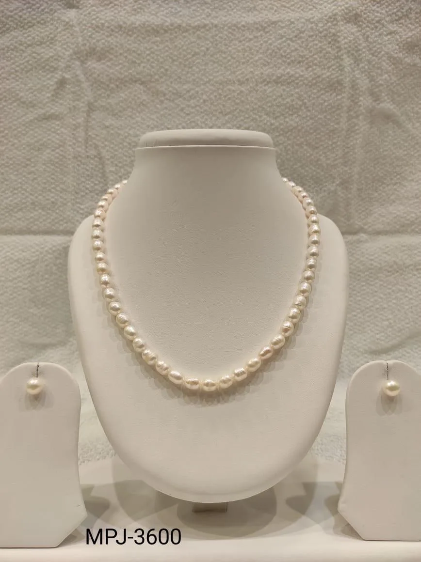 White Off-Round Pearl Necklace Set — White & Cream