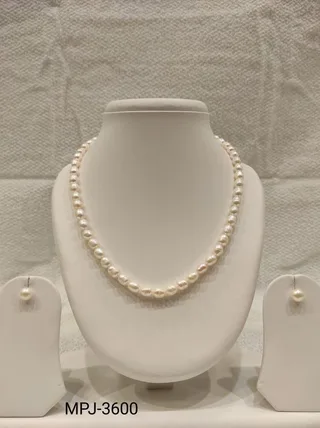 White Off-Round Pearl Necklace Set