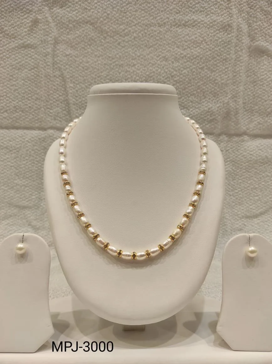 White Oval Pearl Necklace Set with Gold Spacers — White & Cream