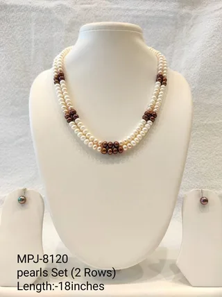 Pearl Necklace Set