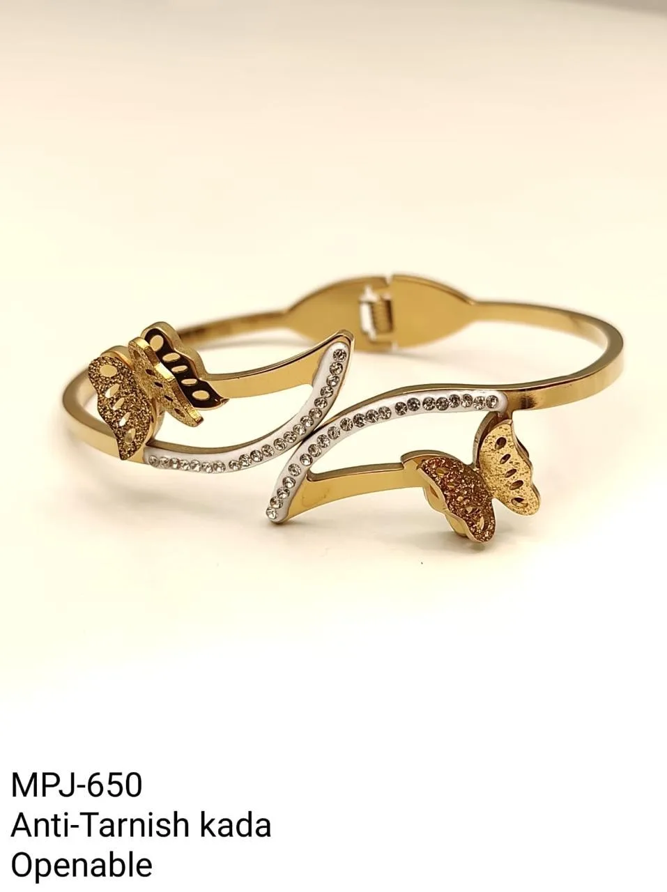 Gold — Butterfly design kada — Gold