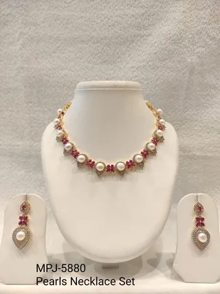 Pink Floral Round Pearl Necklace Set
