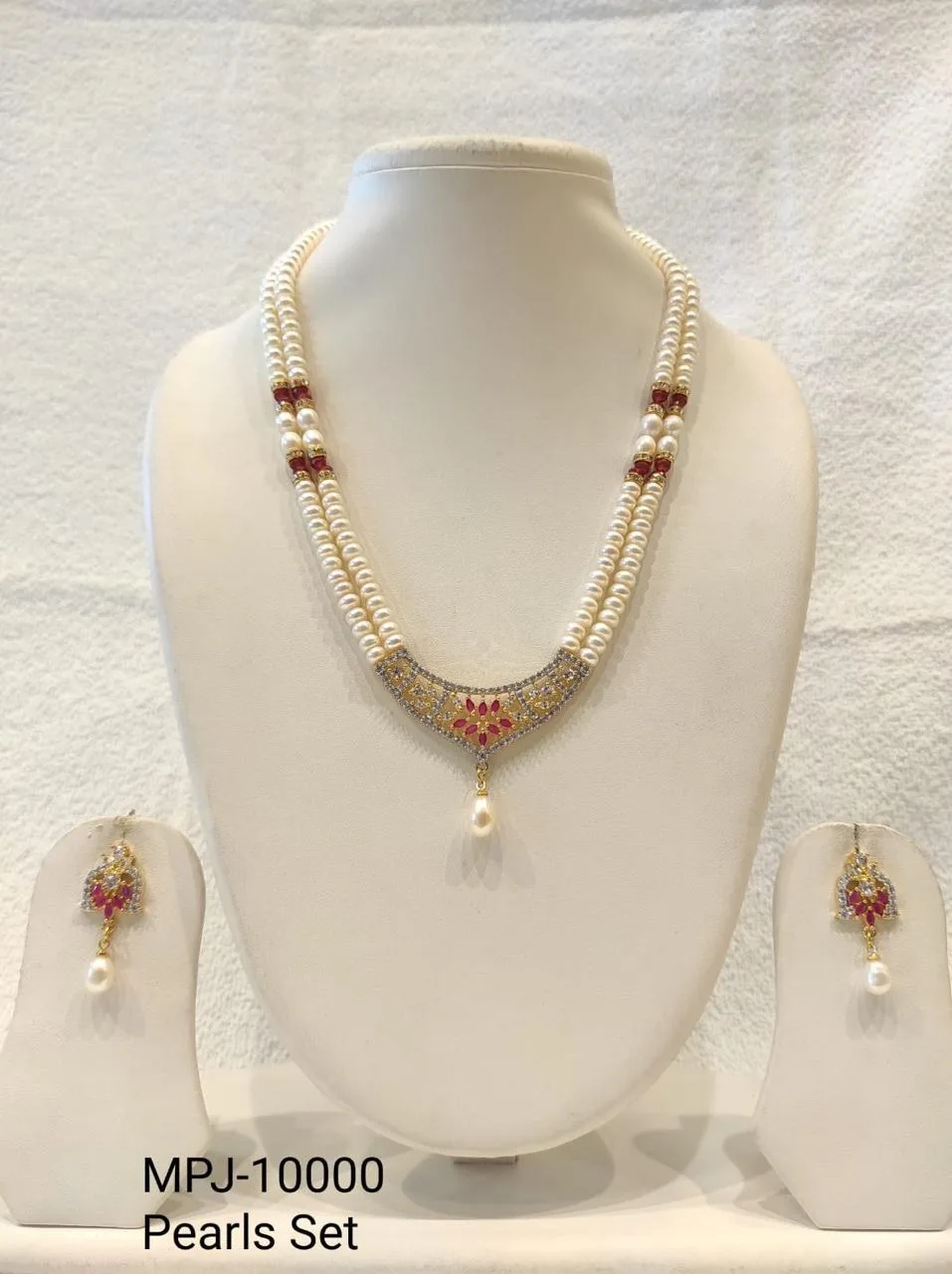 Red Stone Pearl Pendant Necklace Set — White & Red & Gold