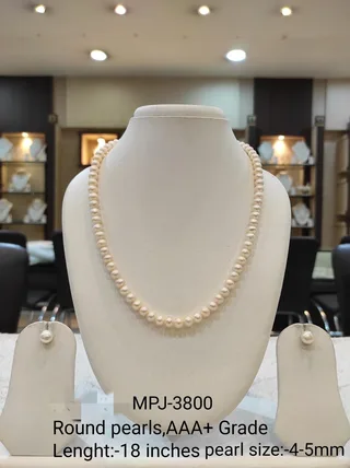 Pearl Necklace Set