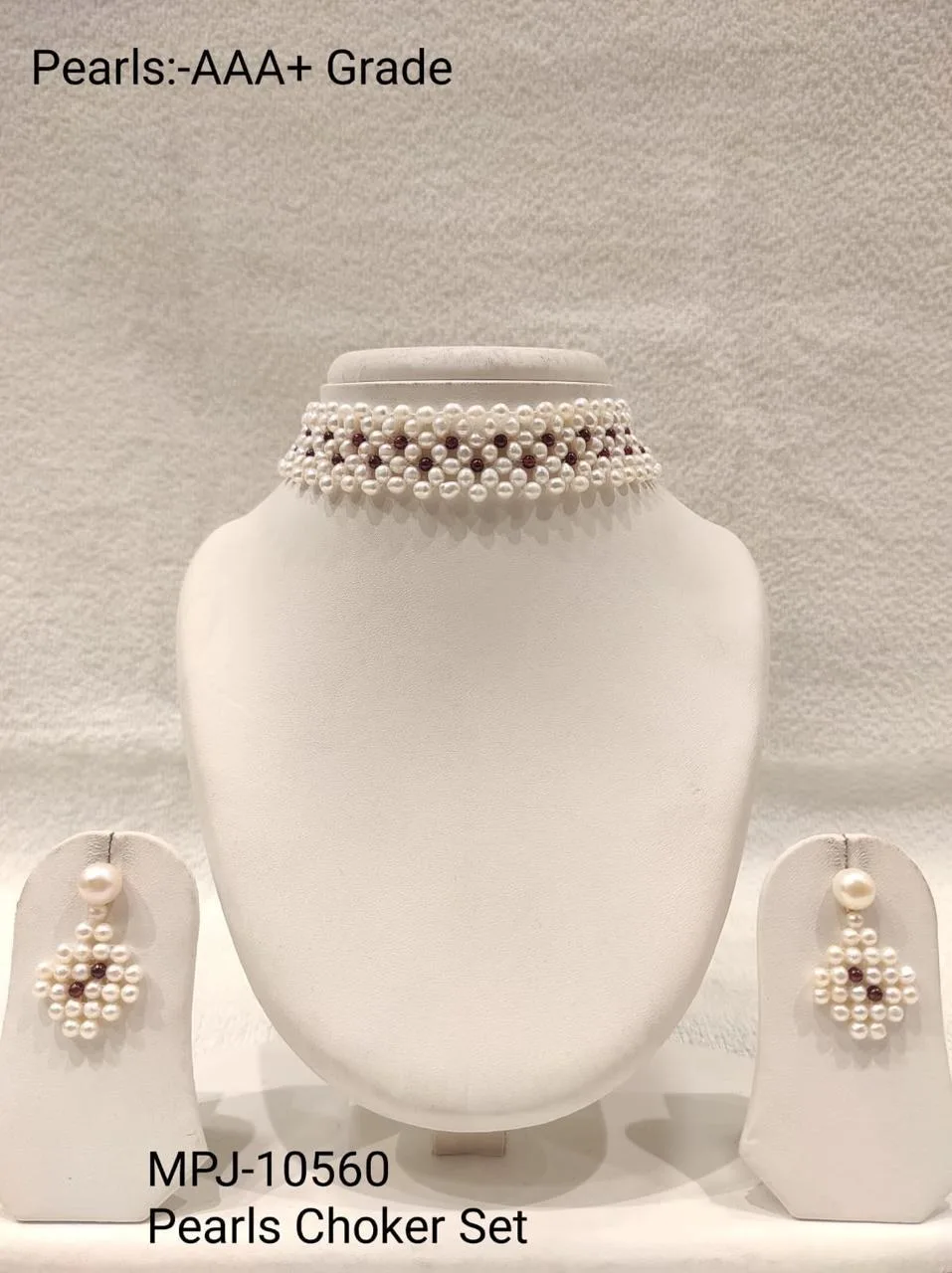 Burgundy Lattice Pearl Choker Set — White & Burgundy