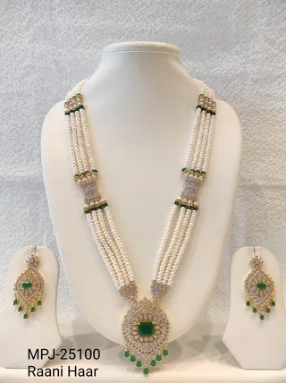 White & Green — Freshwater Pearl necklace set with green and white stones