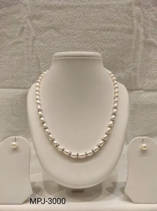 White Oval Pearl Necklace Set with Silver Spacers