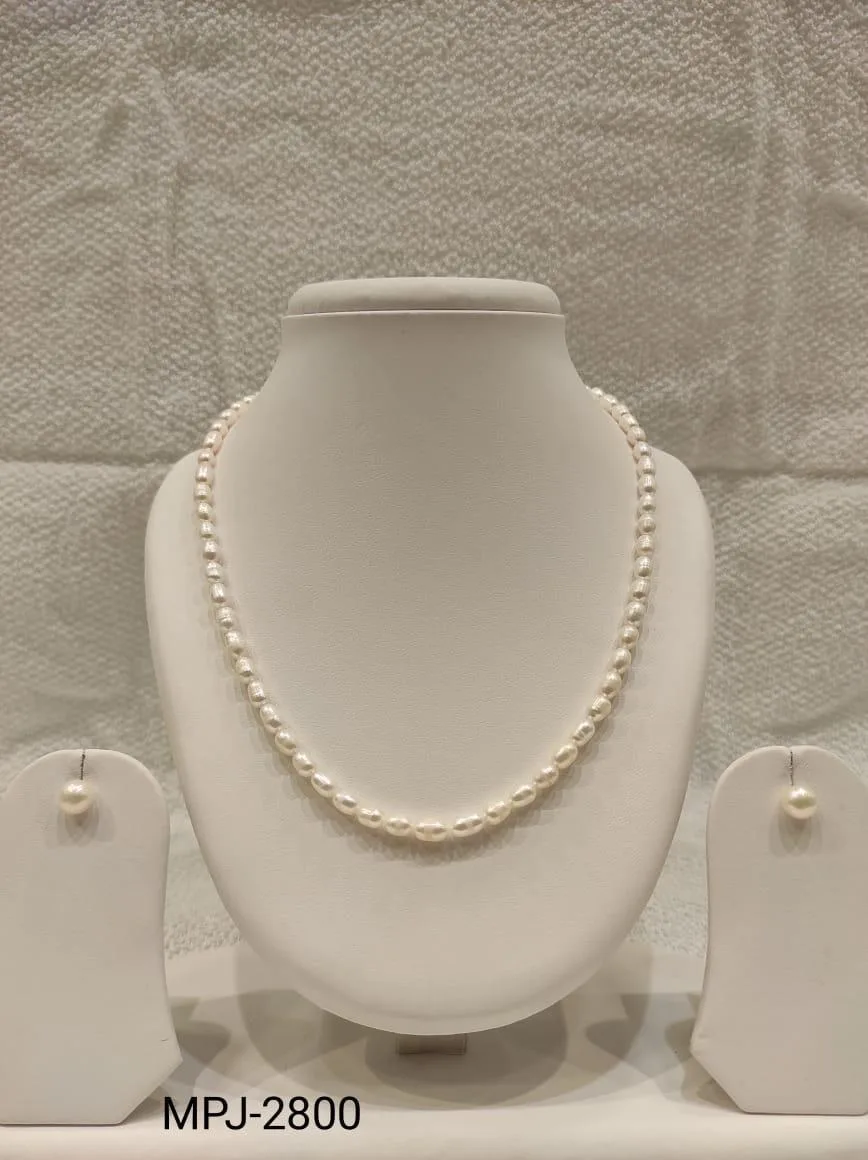White Round Pearl Necklace Set — White & Cream