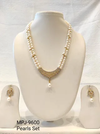White & Gold — Freshwater Pearl Set