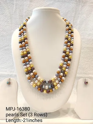 Multi-strand pearl necklace with earrings