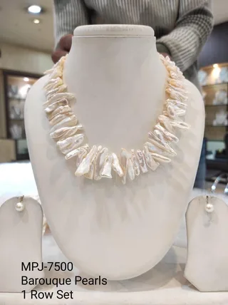 White Elongated Baroque Pearl Necklace Set