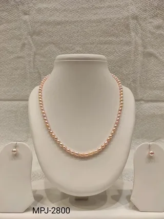 Blush Pink Round Pearl Necklace Set