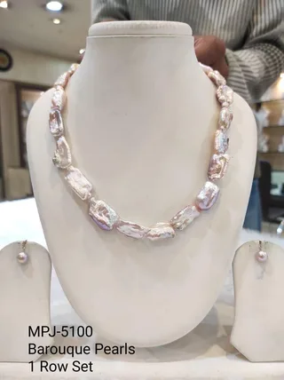 Blush Petal Baroque Pearl Necklace Set