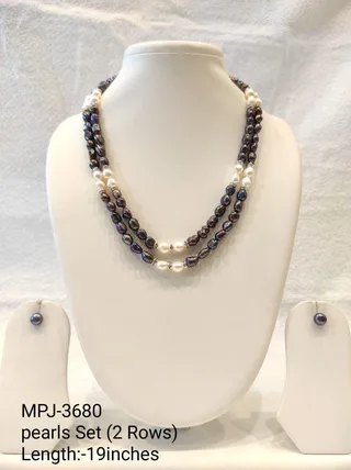 Two-row pearl necklace set