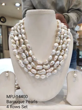 White Four-Row Oval Baroque Pearl Necklace Set