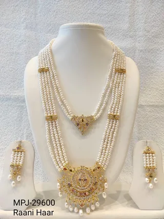 White & Gold — Freshwater Pearl Layered Necklace with Earrings