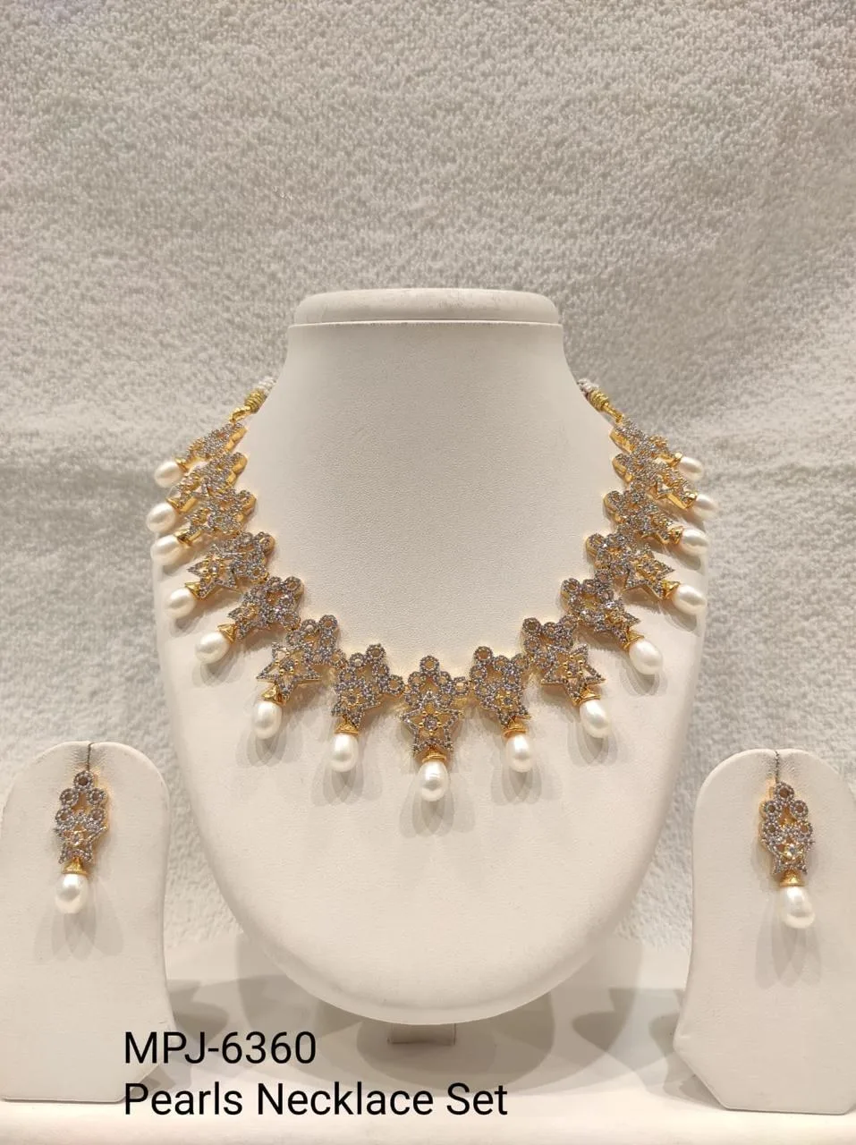 White Pearl Floral Drop Necklace Set — White & Gold