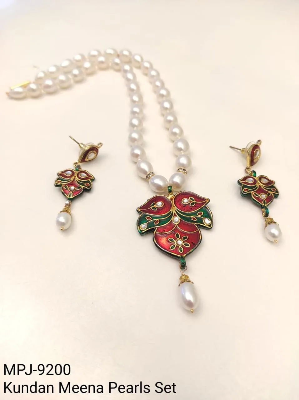 Red and Green Enamel Pearl Pendant Set — White & Red & Green