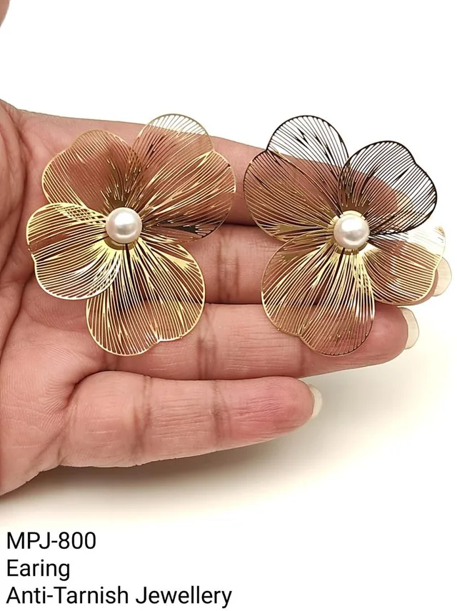 Rose Gold — Floral design earrings — Rose Gold