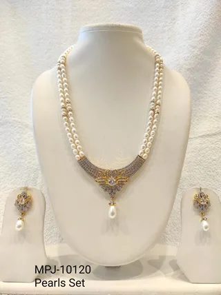 White & Gold — Freshwater Pearl Necklace Set
