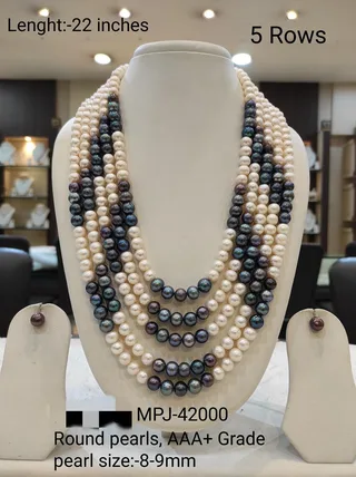 Multi-row pearl necklace with earrings
