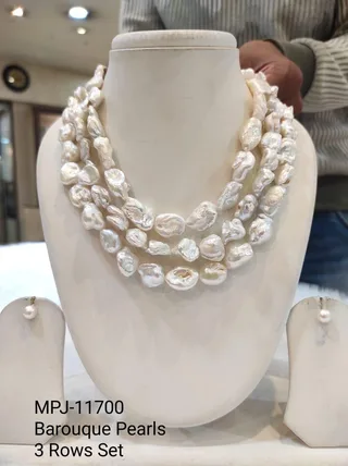 White Three-Row Coin Baroque Pearl Necklace Set
