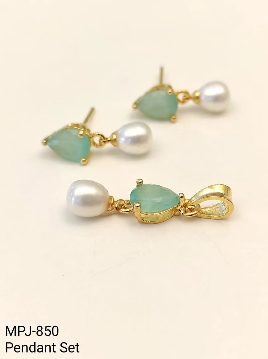 Mint Teardrop Pearl Pendant and Earrings Set — White & Mint Green & Gold