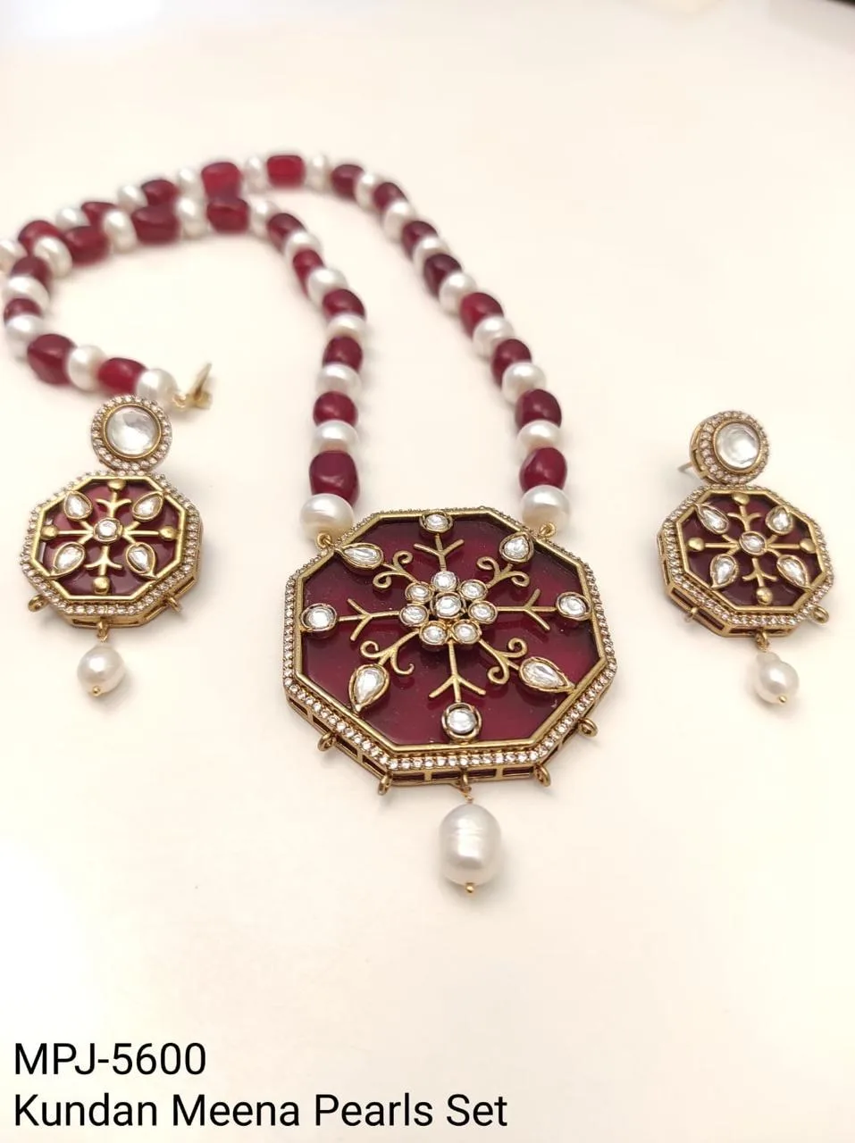 Red Octagonal Pendant Pearl Necklace Set — White & Red