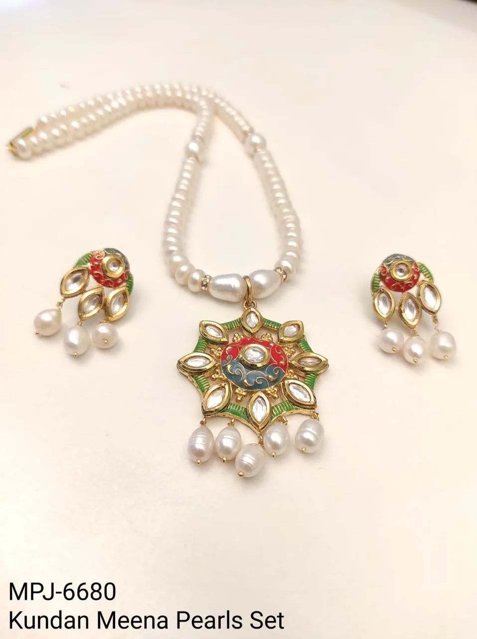 Star Enamel Pendant Pearl Necklace Set — White & Multicolour