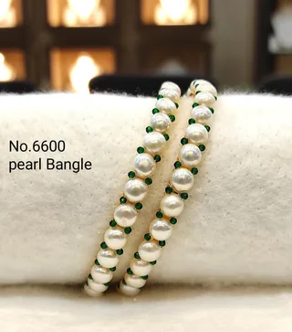 White & Green — Freshwater Pearl Bangle