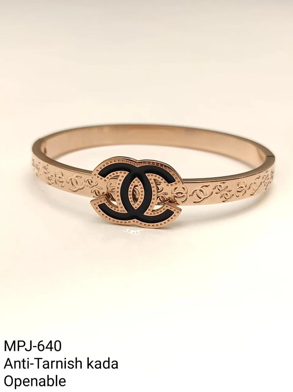 Gold & Black — Kada bracelet — Gold & Black